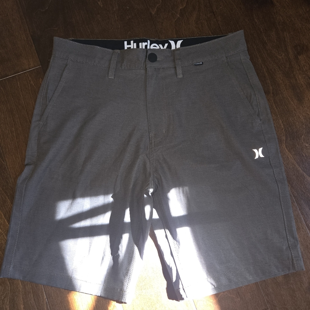 EUC MEN's Hurley Green Shorts Size 32